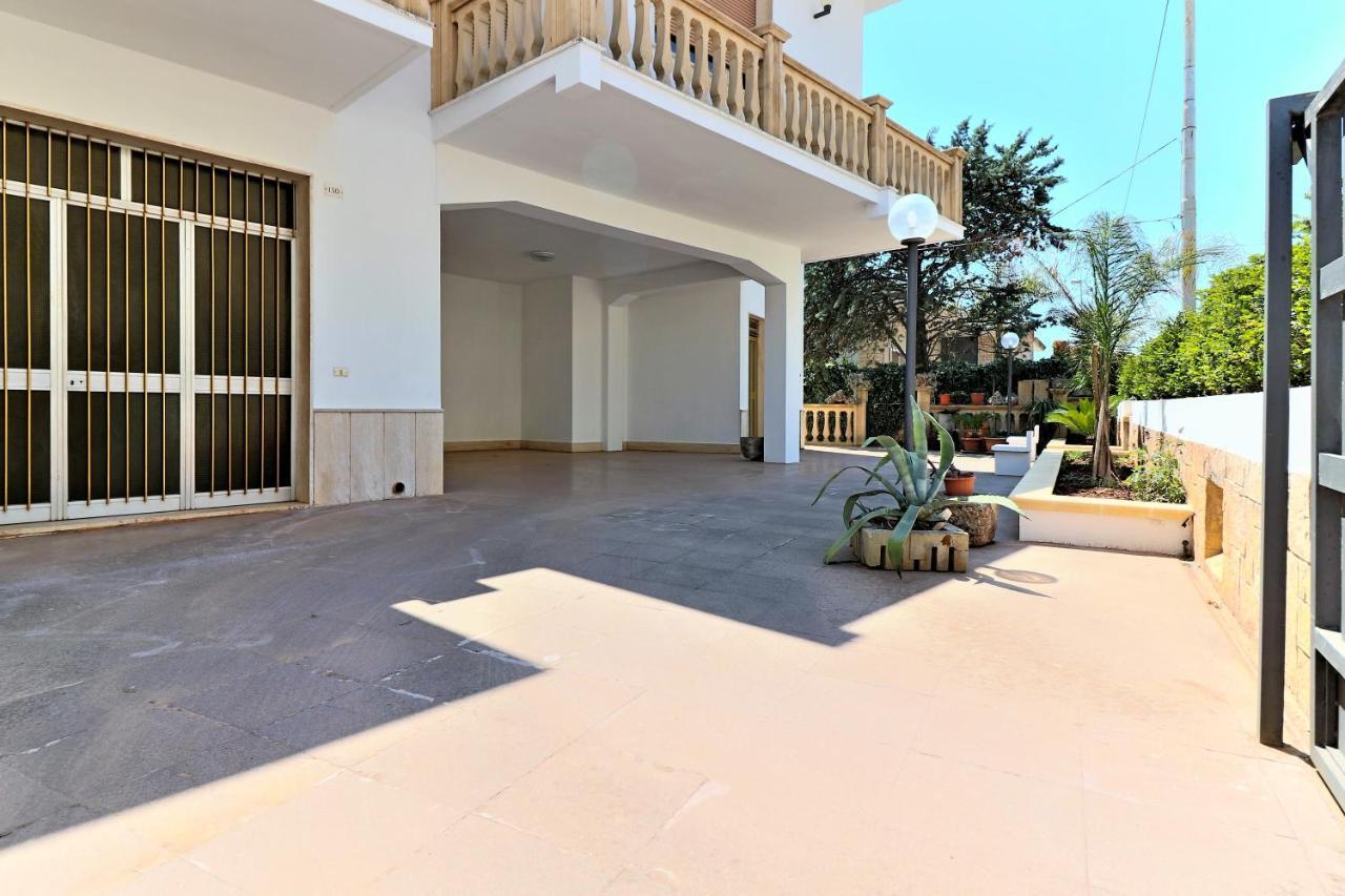 Ferrari Apartment Casarano Exterior photo
